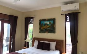 Shindu Home Stay Room 8